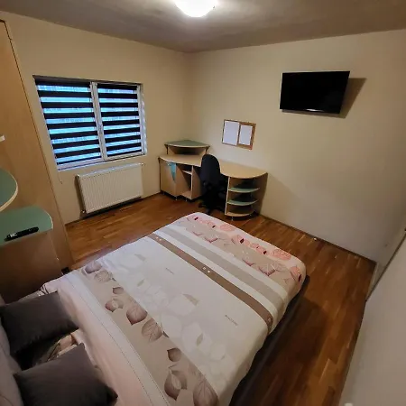 Apartament Cu Parcare Privata Apartment