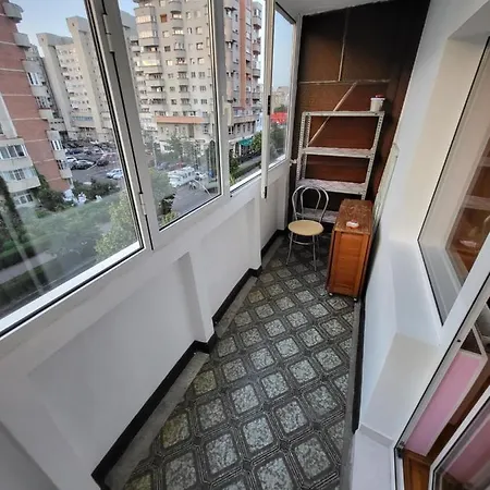 Apartament Cu Parcare Privata